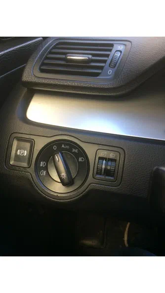 Volkswagen Passat 2010 - 16