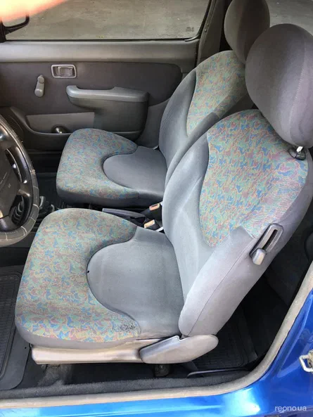 Nissan Micra 2000 - 6