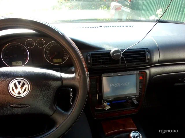 Volkswagen Passat 2003