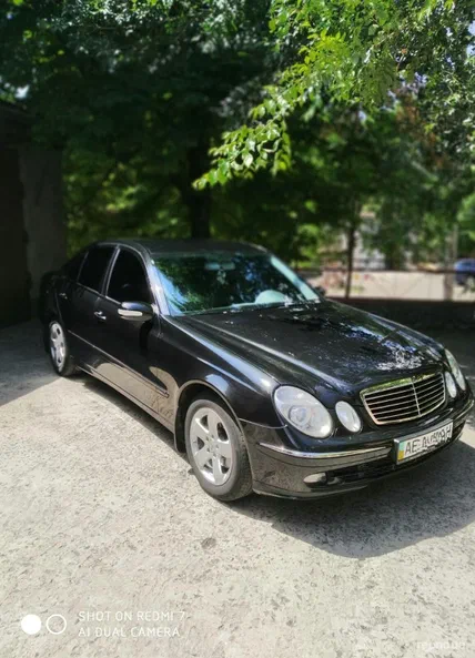 Mercedes-Benz E-Класс 2005
