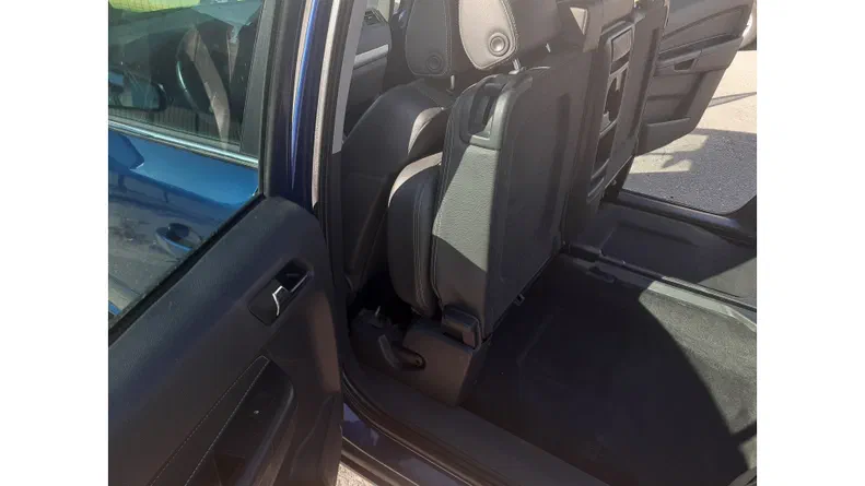Opel Zafira 2009 - 26