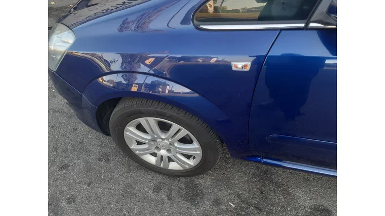 Opel Zafira 2009 - 8