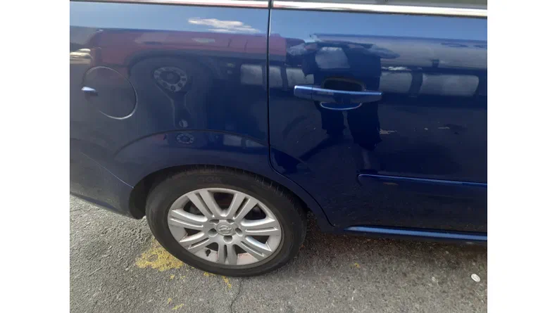 Opel Zafira 2009 - 5