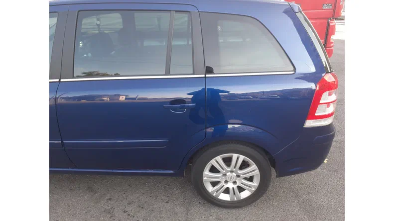Opel Zafira 2009 - 60
