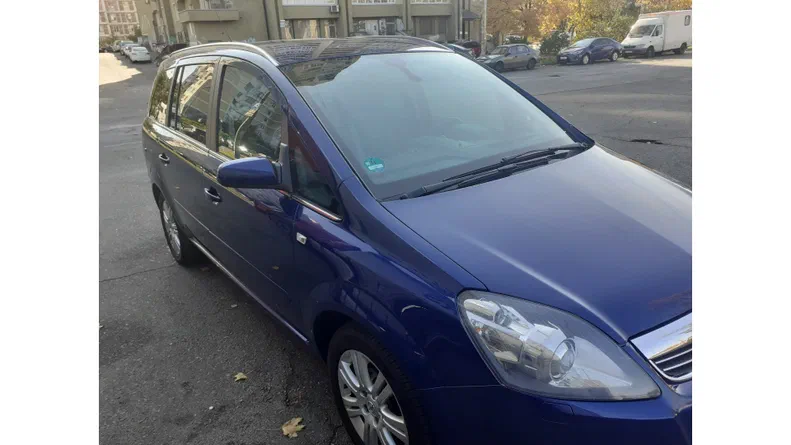 Opel Zafira 2009 - 48