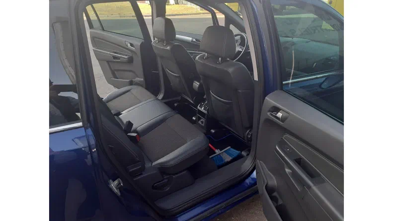 Opel Zafira 2009 - 56