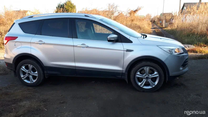 Ford Kuga 2015
