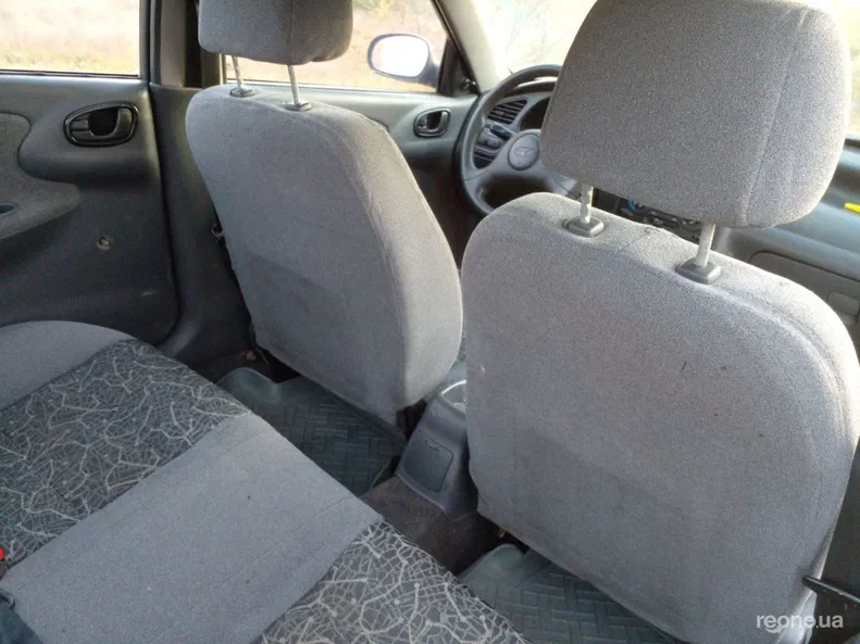 Daewoo Lanos 2005 - 13