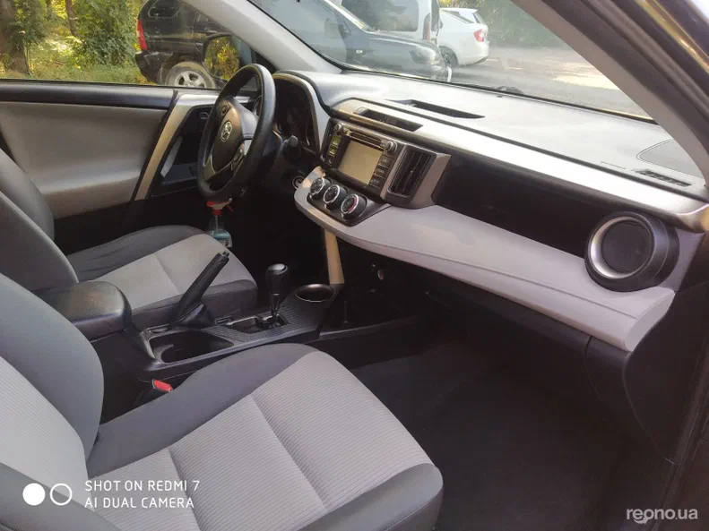 Toyota RAV4 2015 - 5