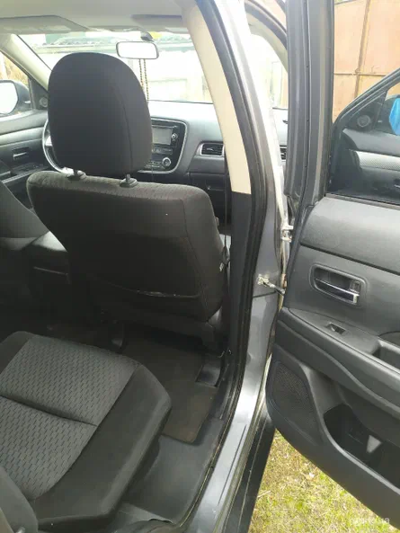 Mitsubishi Outlander 2013