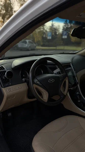 Hyundai Sonata 2013 - 4