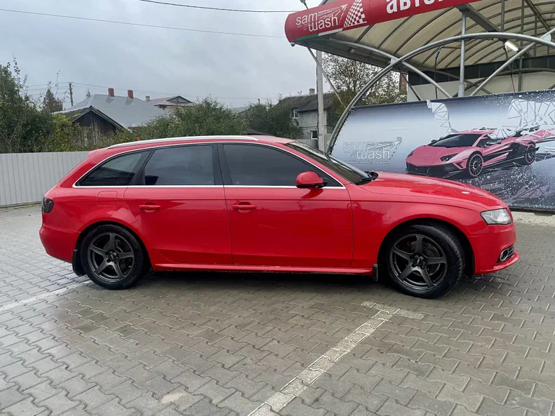 Audi A4 2010 - 11
