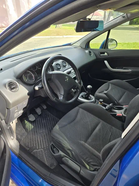 Peugeot 308 2008 - 6