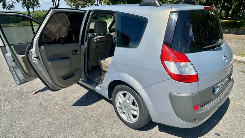 Renault Megane 2005 - 19