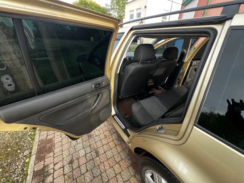 Volkswagen Golf 2001 - 34