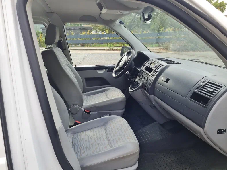 Volkswagen Transporter 2010 - 10