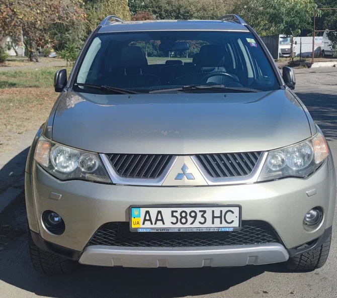 Mitsubishi Outlander 2008