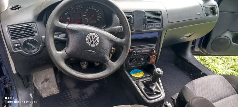 Volkswagen Golf 2002 - 6