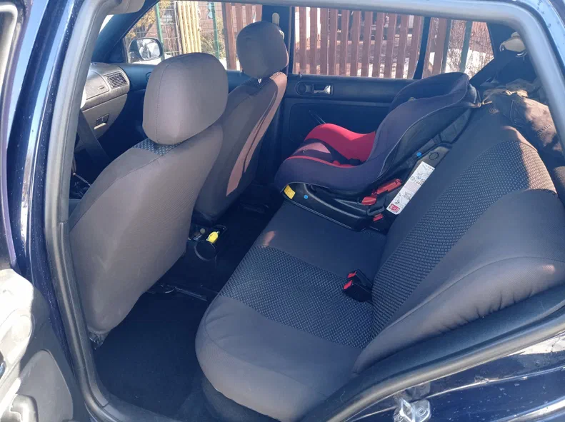 Volkswagen Golf 1998 - 6