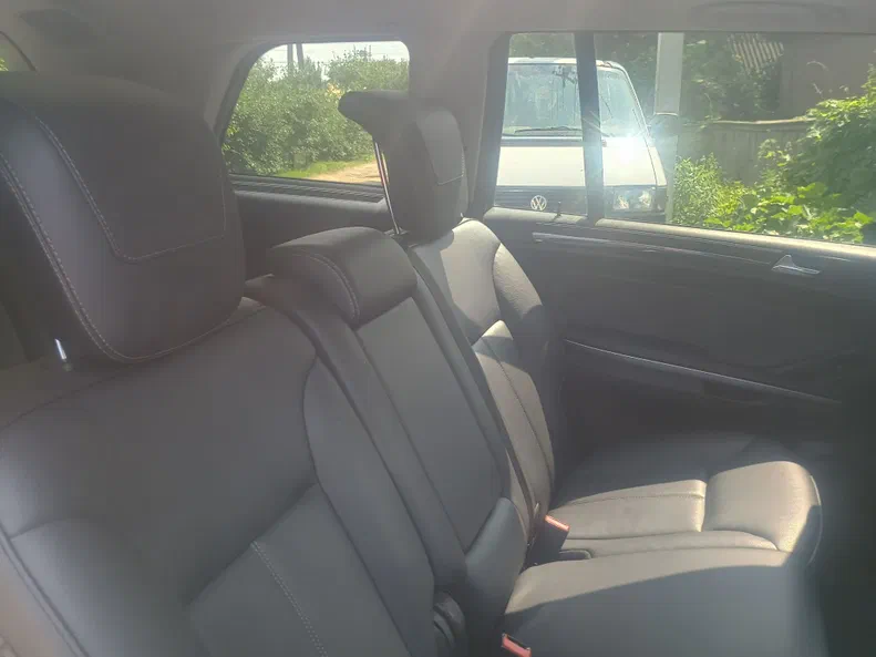 Mercedes-Benz GL-Клас 2011 - 10