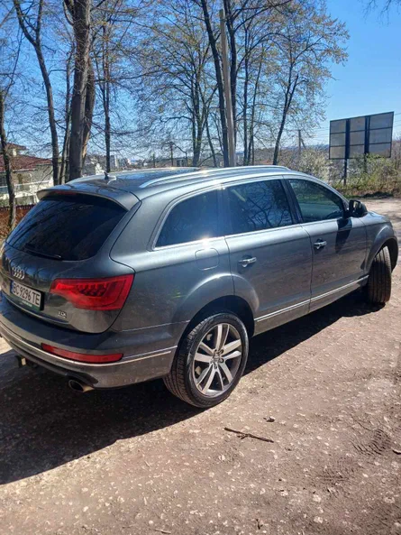 Audi Q7 2015 - 16
