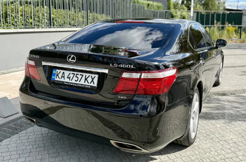 Lexus LS 2009 - 9