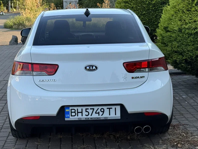 Kia Cerato 2012 - 17