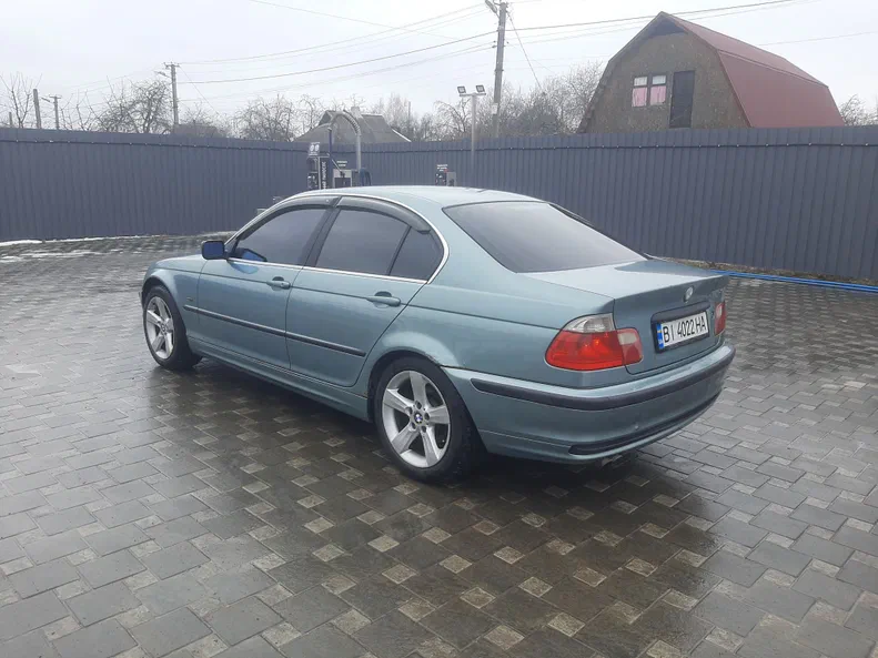 BMW 3 серии 2001