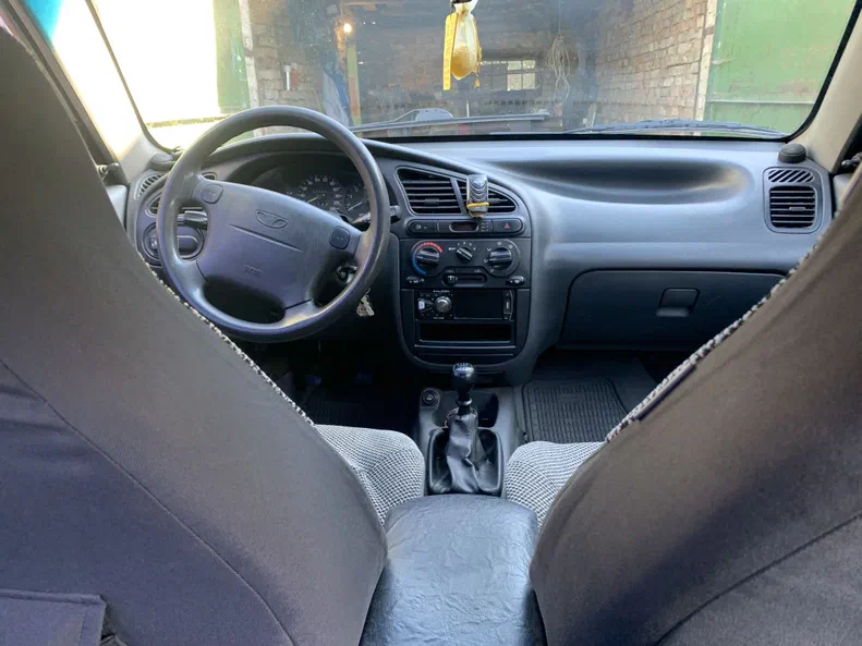 Daewoo Lanos 2003 - 10