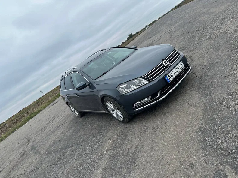 Volkswagen Passat 2011 - 5