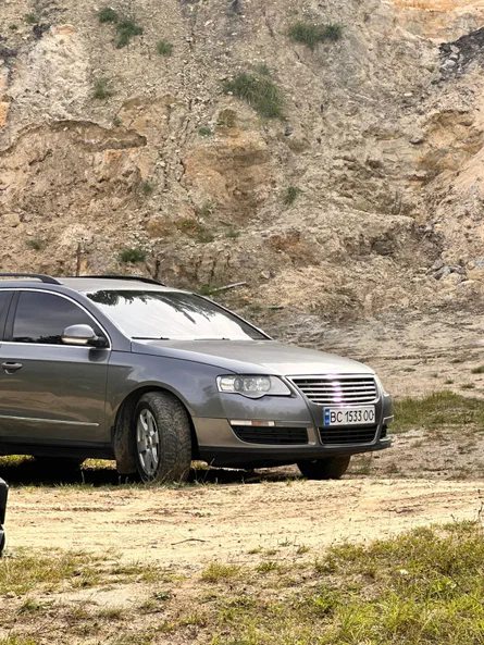 Volkswagen Passat 2006 - 8