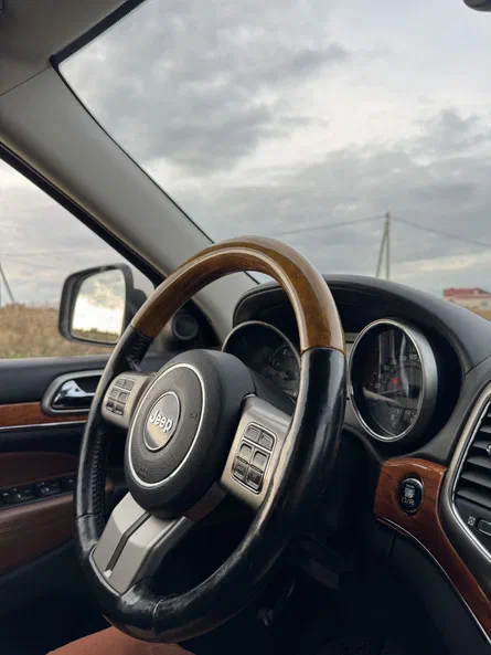 Jeep Grand Cherokee 2011