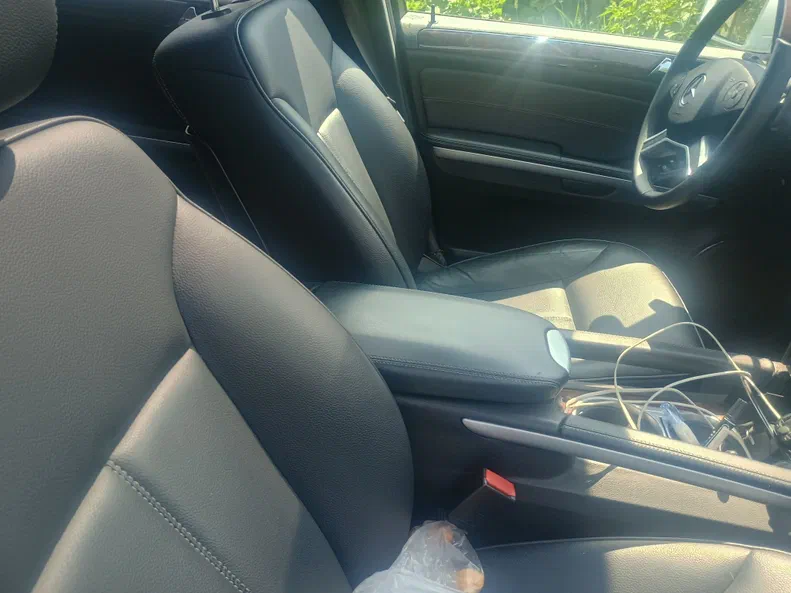 Mercedes-Benz GL-Клас 2011 - 6