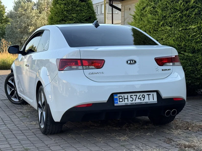 Kia Cerato 2012 - 16