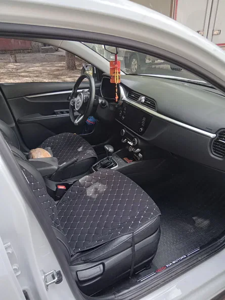 Kia Rio 2021 - 18