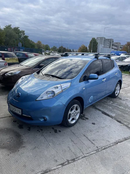 Nissan Leaf 2011