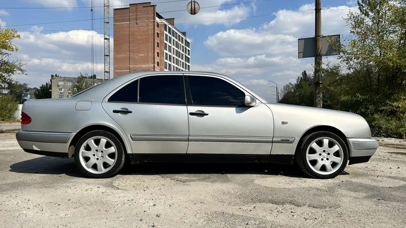 Mercedes-Benz E-Класс 1999