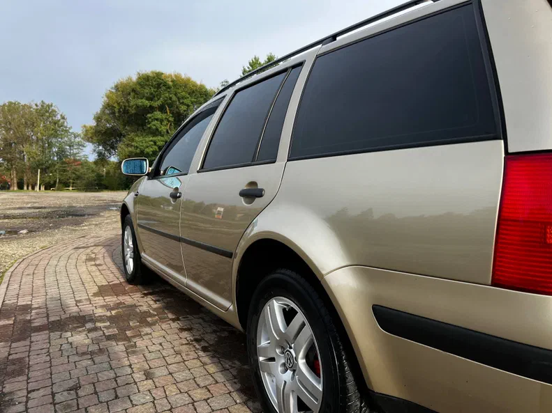 Volkswagen Golf 2001 - 14