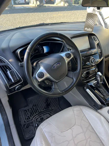 Ford Focus 2013 - 6