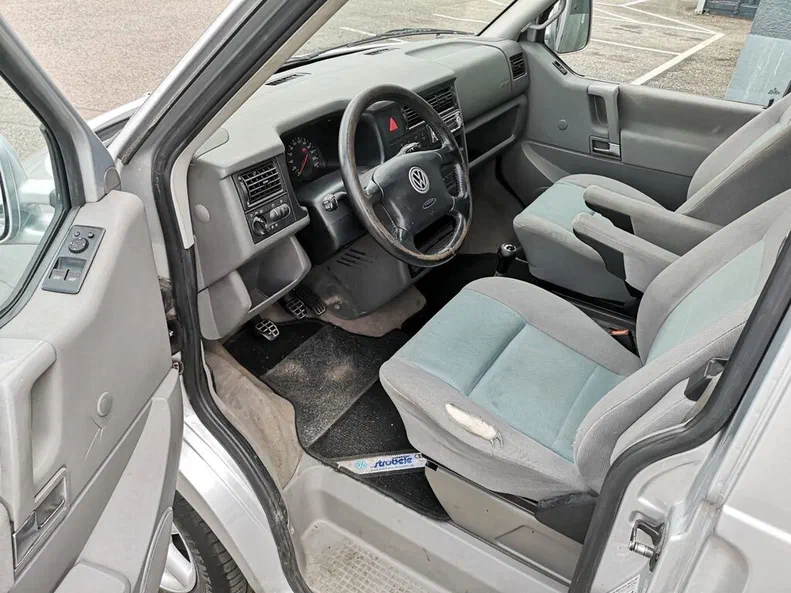 Volkswagen Transporter 2001 - 10