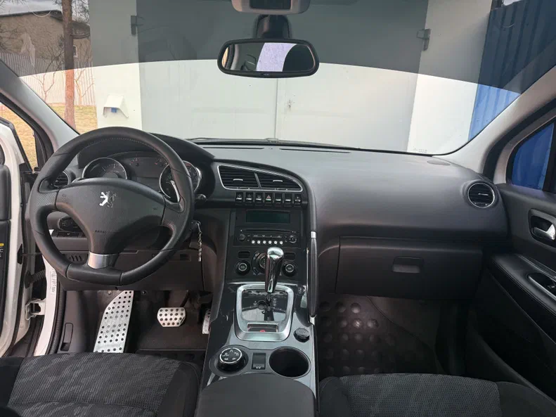 Peugeot 3008 2011 - 9