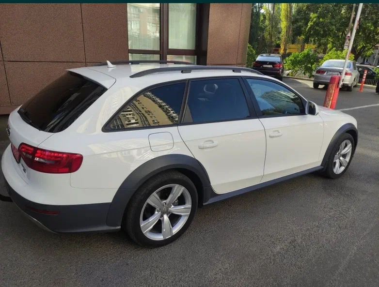 Audi A4 allroad 2014 - 16