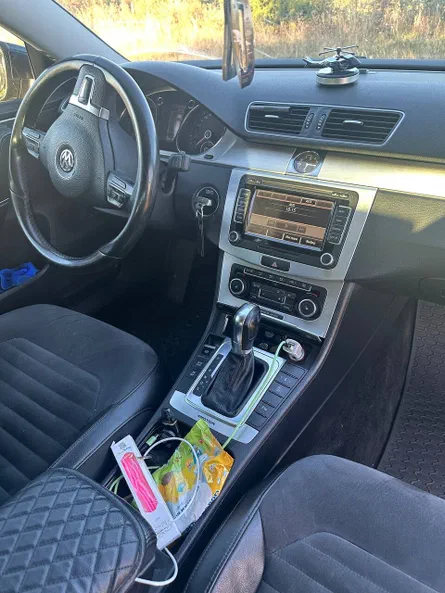 Volkswagen Passat 2011 - 7