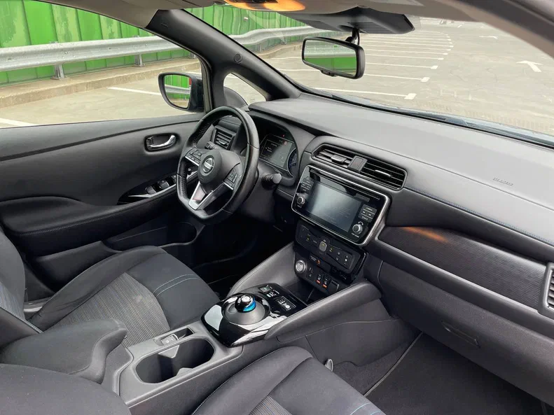 Nissan Leaf 2018 - 13