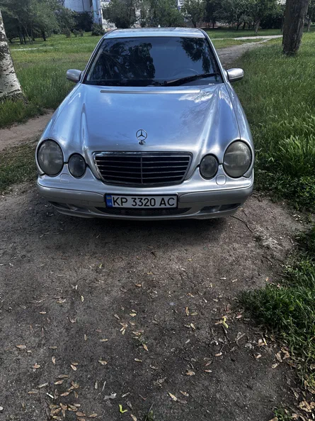 Mercedes-Benz E-Клас 2000 - 0