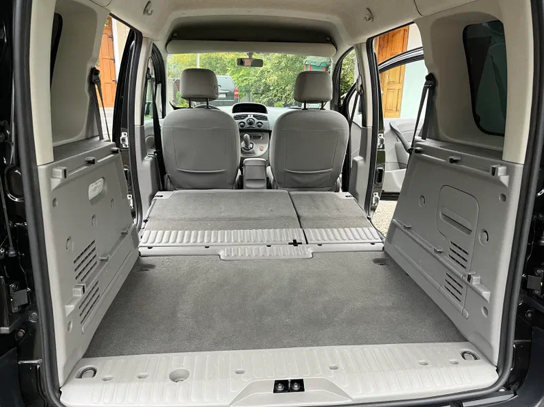Renault Kangoo 2010 - 24