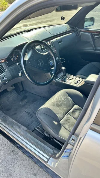 Mercedes-Benz E-Класс 1999