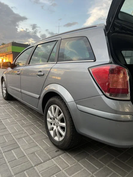 Opel Astra 2004