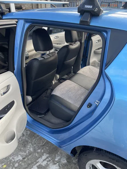 Nissan Leaf 2011 - 12