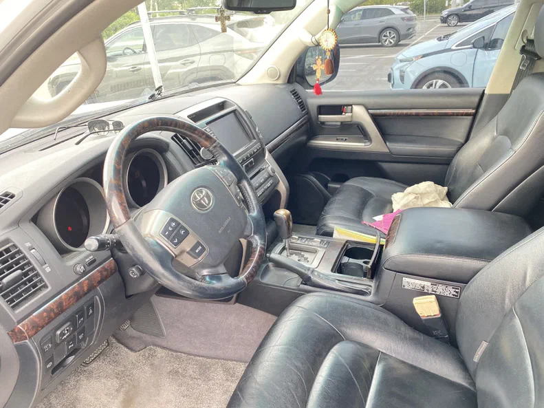 Toyota Land Cruiser 2011 - 8